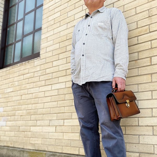 セカンドバッグ本革レザーかぶせ小型クラッチバッグメンズフォーマルバッグブランドSADDLE01007日本製豊岡製鞄牛革A5アンティーク調シャドー加工チョコ冠婚葬祭旅行外出鞄倶楽部