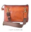 画像7: ショルダーバッグ セカンドポーチ 牛革 レザー 肩掛け 国産 豊岡製 アンティーク調 シャドー加工 小さめ 横型 メンズ レディース フォーマル ブランド GEM BASIC 1503 サコッシュ 本革 ブラウン お出掛け 冠婚葬祭 旅行 外出 (7)