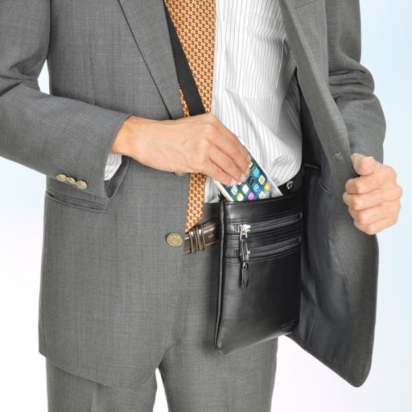 画像13: ショルダーバッグ シザーケース 薄マチ 日本製 豊岡製鞄 軽量 ブランド BRELIOUS 16447 防滴 防汚 縦型 肩掛け 旅行 お散歩 お出掛け 小物入れ 鞄倶楽部 (13)