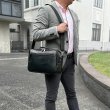 画像11: ショルダーバッグ 大容量 軽量 横型 肩掛け メンズ ブランド ANDY HAWARD 16479 A4用紙収納 手持ちハンドル 黒 2層 2WAY 冠婚葬祭 通勤 外出 鞄倶楽部 (11)