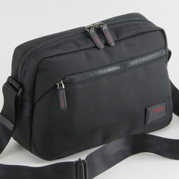 ショルダーバッグメンズレディースブランドNEOPROネオプロ2-112ループハンドルキーハーネスお出掛けお散歩横型軽量エンドー鞄