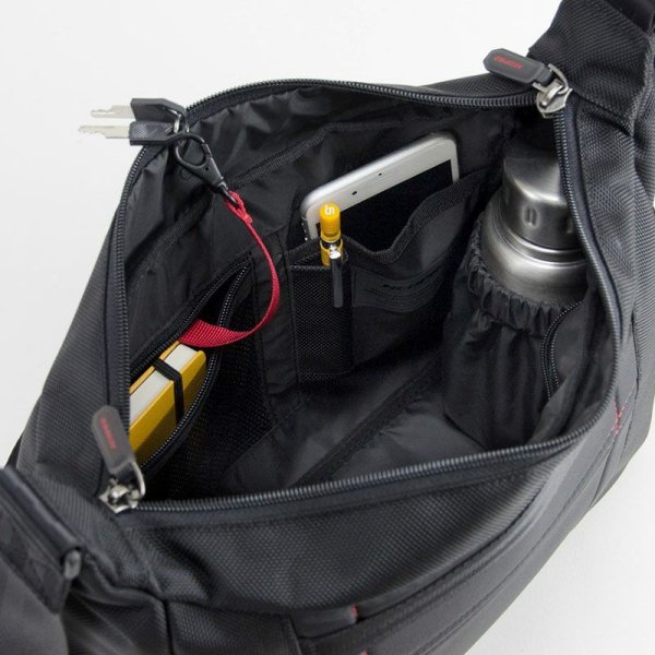 ショルダーバッグメンズトラベルショルダーブランドNEOPROネオプロ2-113ループテープキーハーネスボトルポケット旅行お出掛けお散歩船型軽量エンドー鞄