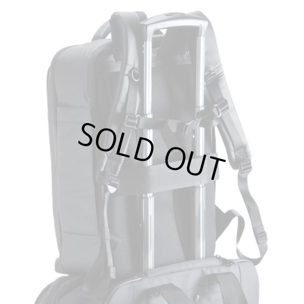 画像11: ビジネスリュック スクエアバックパック ブランド NEOPRO COMMUTE LIGHT 2-356 縦型 2Way 防滴 防汚 タブレット ノートPC 対応 ビジネスバッグ 軽量 通勤 通学 就活 エンドー鞄 (11)