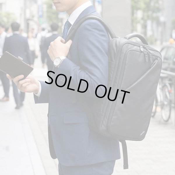 画像2: ビジネスリュック スクエアバックパック ブランド NEOPRO COMMUTE LIGHT 2-356 縦型 2Way 防滴 防汚 タブレット ノートPC 対応 ビジネスバッグ 軽量 通勤 通学 就活 エンドー鞄 (2)