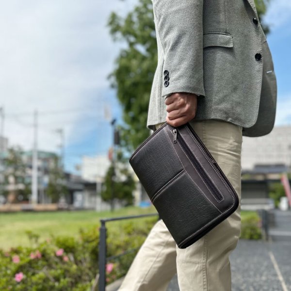 セカンドバッグメンズポーチクラッチバッグB5大き目ブランドCRADLERIVER25951大開き黒3方チャックストラップ付冠婚葬祭鞄倶楽部