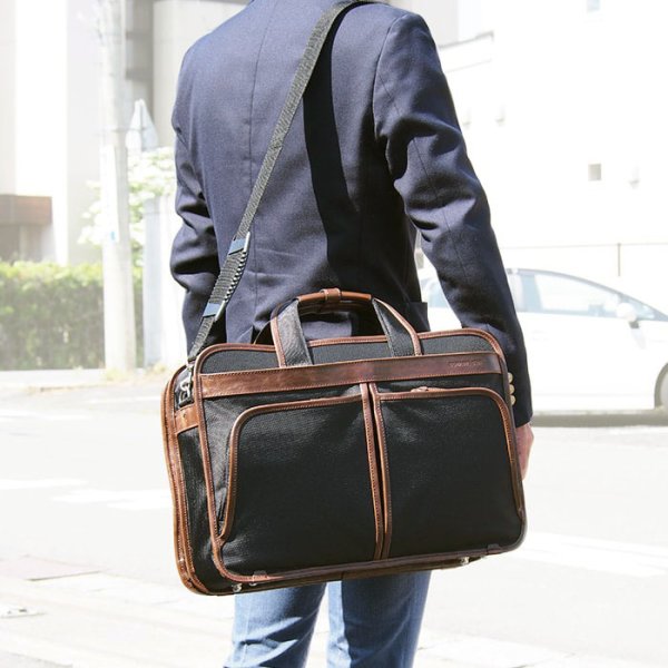 B4ファイルサイズ対応ビジネスバッグ