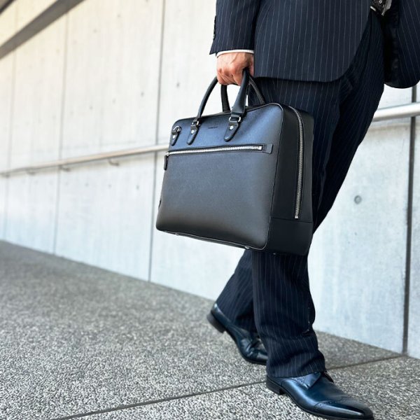 ブリーフケースビジネスバッグメンズレディースB4対応水汚れに強いサフィアーノレザー調横型厚マチ大容量ブランドHAMILTON26708通勤通学鞄倶楽部