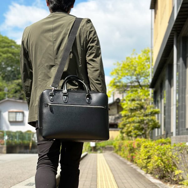 ブリーフケースビジネスバッグメンズレディースB4対応水汚れに強いサフィアーノレザー調横型厚マチ大容量ブランドHAMILTON26708通勤通学鞄倶楽部