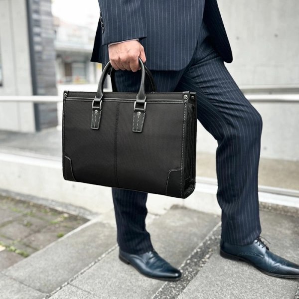 画像8: ビジネスバッグ a4 自立 軽量 大容量 ブリーフケース メンズ レディース 2way ブランド HAMILTON 26723 ショルダー 2層式 大開き 通勤 通学 就活 鞄倶楽部 (8)