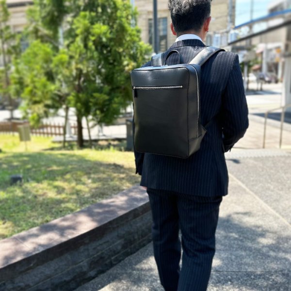 リュックサックビジネスバッグ水汚れに強いデイパックメンズレディースB4対応サフィアーノレザー調縦型大容量HAMILTON42584通勤通学鞄倶楽部