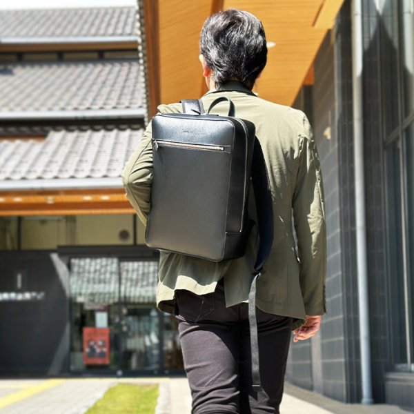 リュックサックビジネスバッグ水汚れに強いデイパックメンズレディースB4対応サフィアーノレザー調縦型大容量HAMILTON42584通勤通学鞄倶楽部